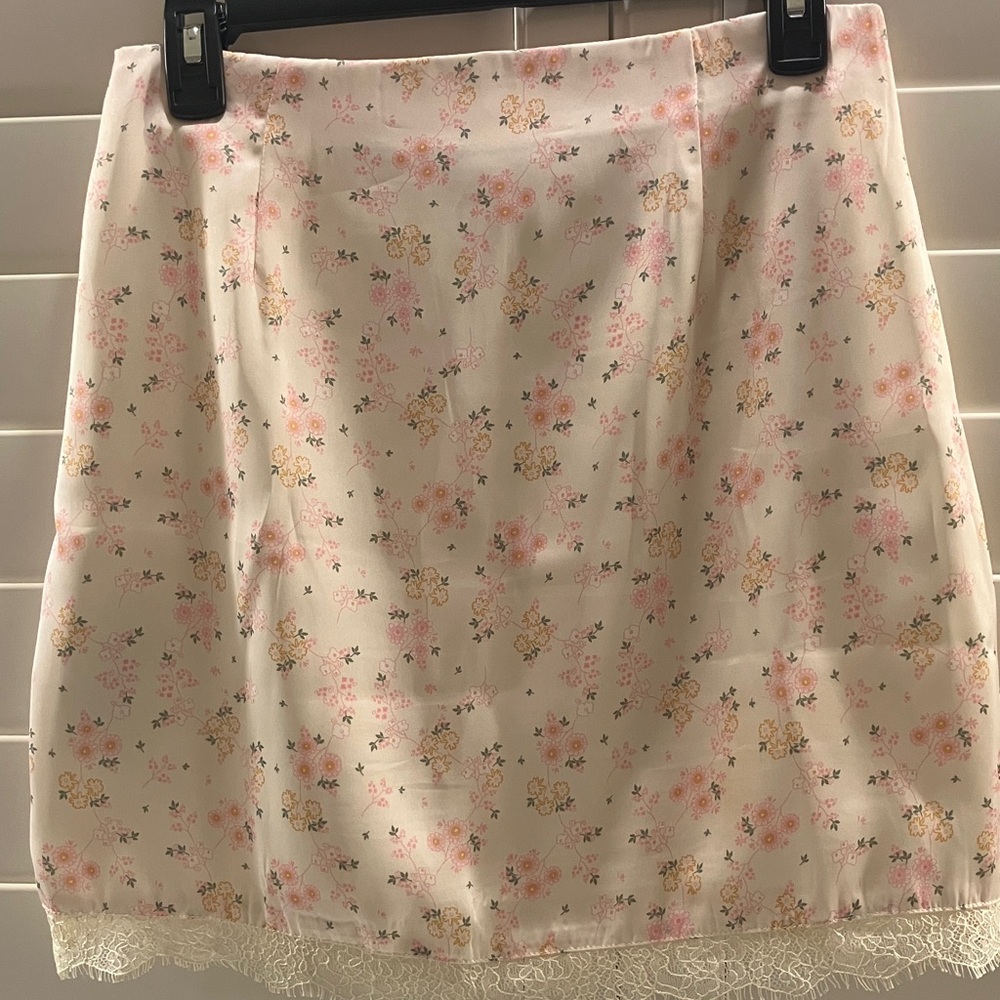 Something New Floral Cream Lace Trim Silk Skirt